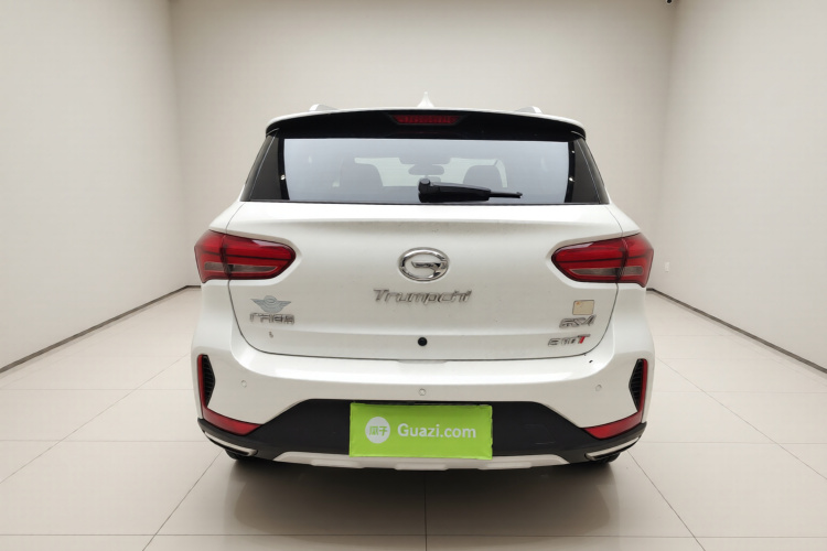 广汽传祺 传祺GS4 2019款 270T 手动两驱豪华版车身外观6