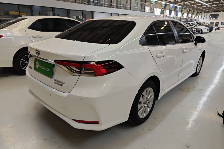 丰田 卡罗拉 2023款 1.8L 智能电混双擎 先锋版车身外观7