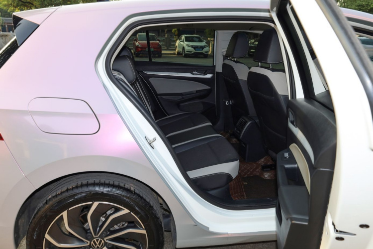 大众 高尔夫 2021款 200TSI DSG Pro中控内饰7006