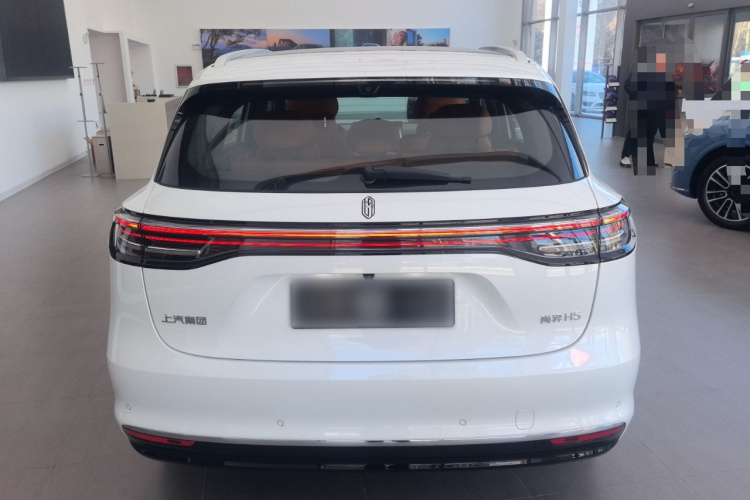 鸿蒙智行 尚界H5 2025款 增程 Max车身外观6004