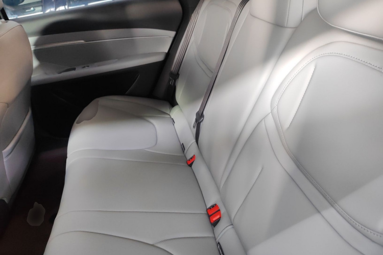 小鹏MONA M03 2024款 515 长续航中控内饰21