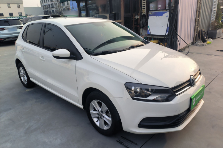 大众 Polo 2016款 1.4L 手动风尚型车身外观3