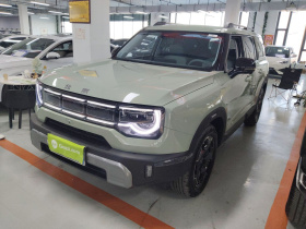 北京越野 北京BJ30 2024款 1.5T 魔核电驱进阶版