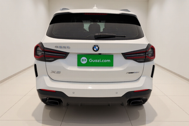 宝马X3 2022款 xDrive30i 领先型 M曜夜套装车身外观6