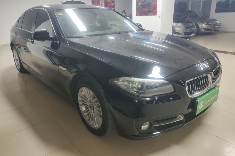宝马5系 2014款 525Li 领先型车身外观3