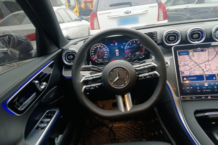 奔驰C级 2025款 C 260 L 运动版局部细节13