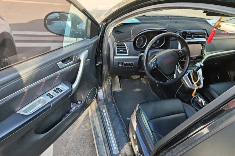 哈弗H6 2015款 运动版 1.5T 自动两驱豪华型中控内饰20