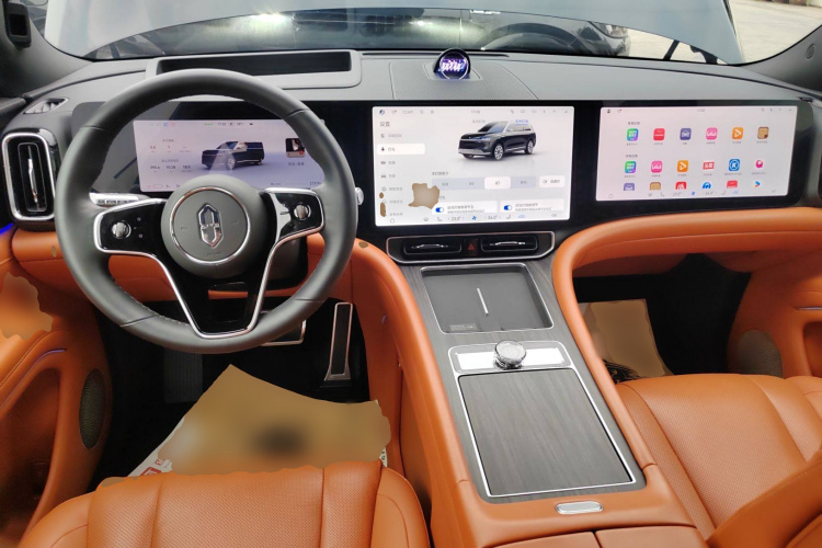 鸿蒙智行 问界M9 2024款 纯电 Ultra版 100kWh 5座版中控内饰12