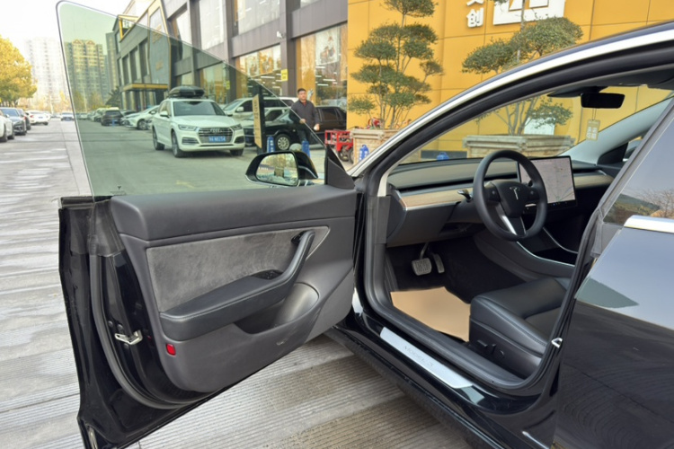 特斯拉 Model 3(进口) 2019款 长续航后驱版中控内饰7006