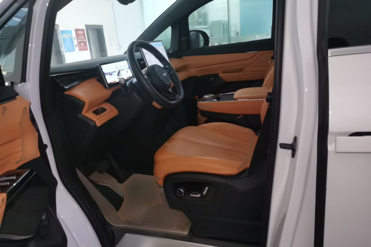 吉利银河 翼真L380 2024款 140度 6座 四驱Ultra中控内饰19