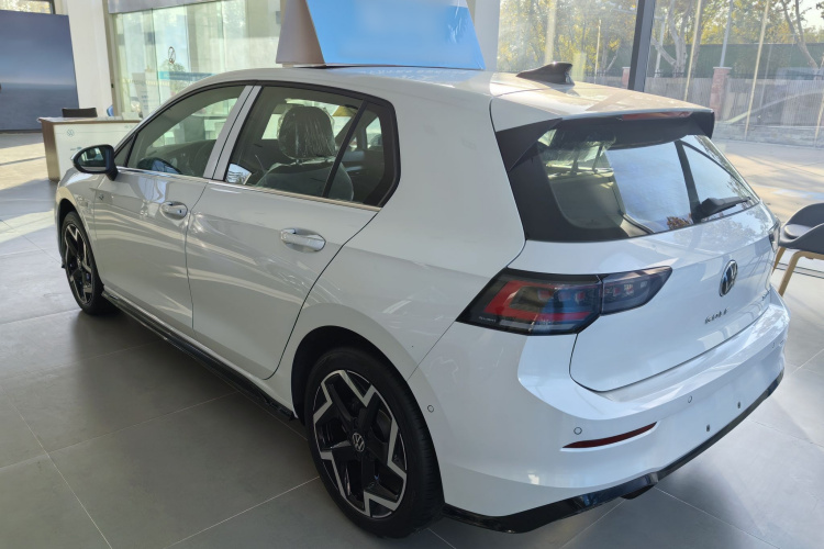 大众 高尔夫 2025款 300TSI R-Line车身外观6003