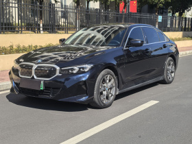 宝马i3 2024款 eDrive 35 L