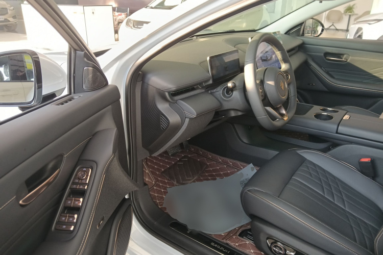 宝骏享境 2025款 纯电 600km豪华版中控内饰20