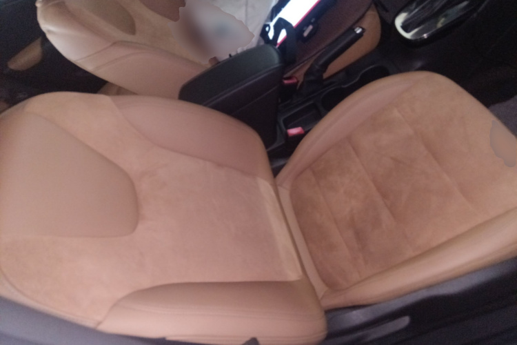 别克 凯越 2018款 15N CVT豪华型局部细节41