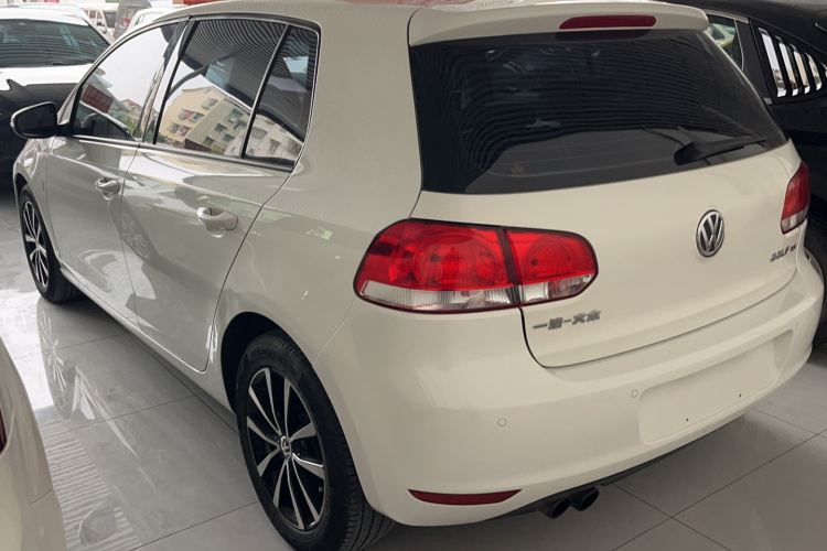 大众 高尔夫 2012款 1.4TSI 自动豪华型车身外观6005