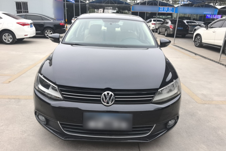 大众 速腾 2014款 改款 1.4TSI 自动豪华型车身外观2