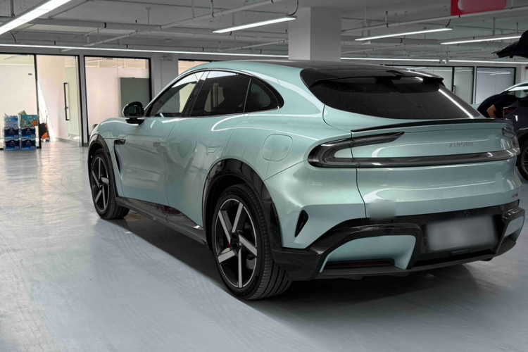 小米汽车 小米YU7 2025款 超长续航高性能四驱Max版车身外观6007