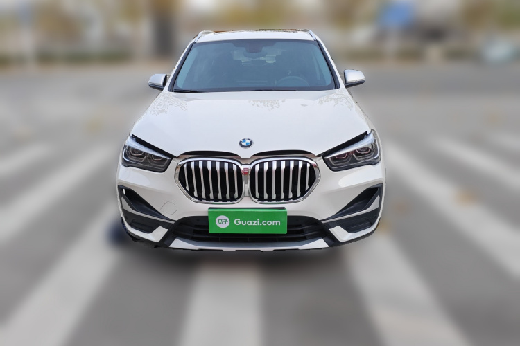 宝马X1 2022款 xDrive25Li 尊享型车身外观6001