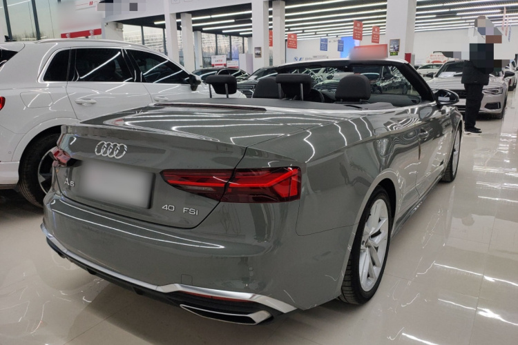 奥迪A5 2022款 Cabriolet 40 TFSI 时尚动感型车身外观7