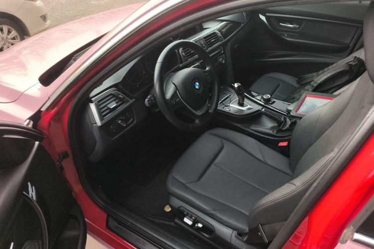 宝马3系 2017款 320Li 时尚型中控内饰7003