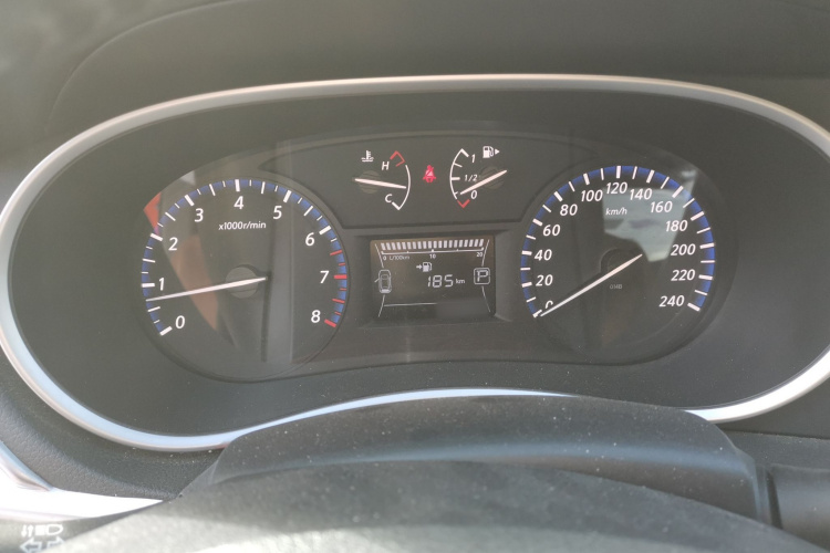 启辰T90 2017款 2.0L CVT智尚版局部细节14