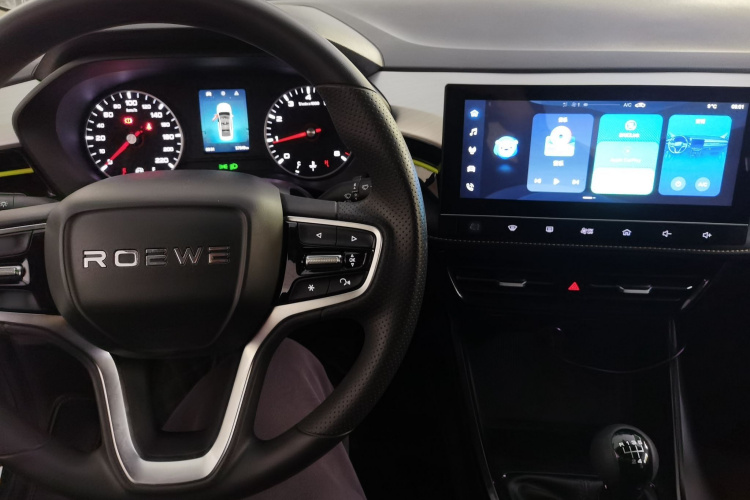 荣威i5 2021款 1.5L 手动钻石版中控内饰7002