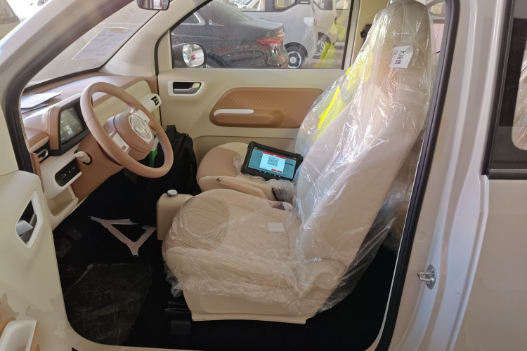 五菱汽车 宏光MINIEV 2024款 第三代 215km 青春版中控内饰19