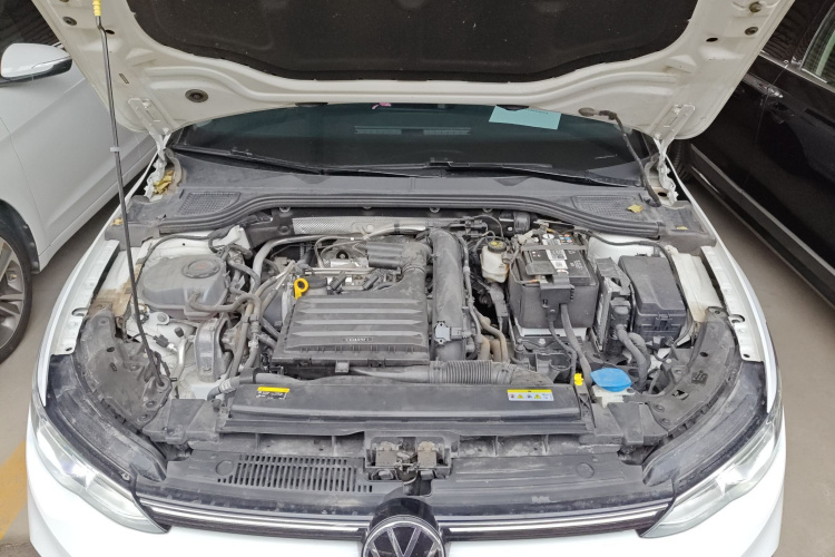 大众 高尔夫 2021款 200TSI DSG Pro机舱底盘24