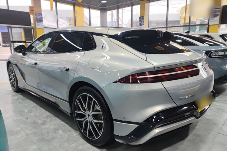 腾势Z9GT 2024款 630四驱Pro版车身外观6003