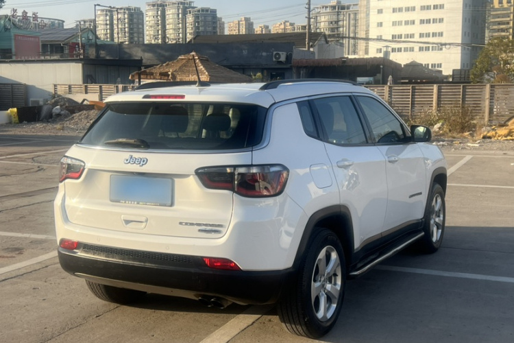 Jeep 指南者 2017款 200T 自动家享版车身外观6004