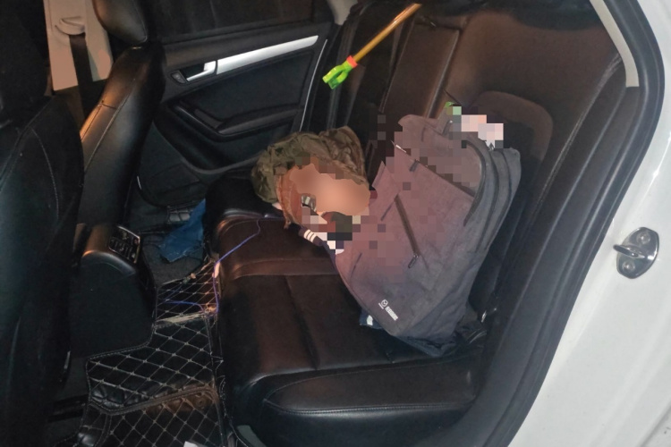 奥迪A4L 2015款 35 TFSI 自动标准型中控内饰7004