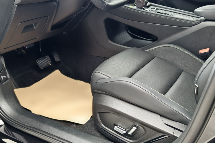 领克03 2023款 2.0TD DCT劲Pro局部细节19