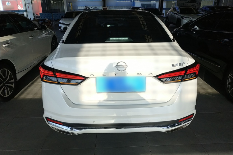 日产 天籁 2022款 2.0L XL-Upr 优享版车身外观6