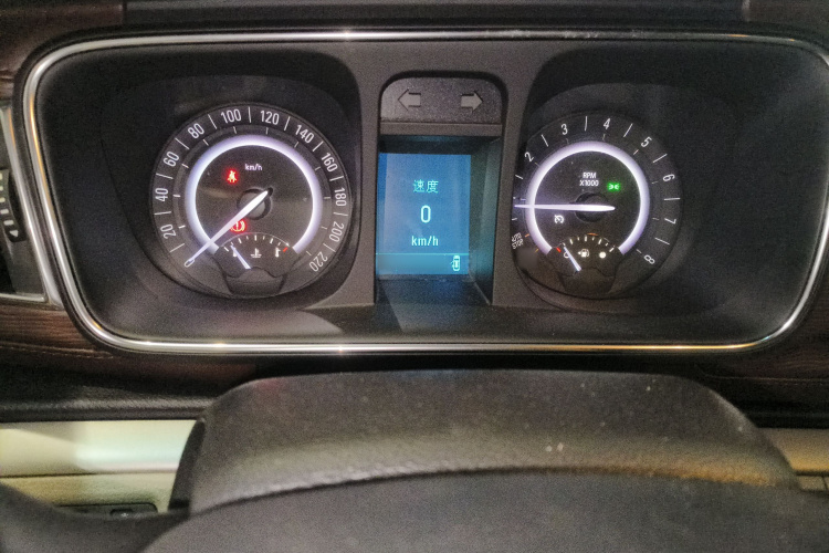 别克GL8 2018款 28T 豪华型 国VI局部细节14