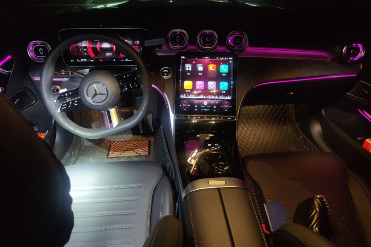 奔驰C级 2025款 C 260 L 运动版中控内饰12