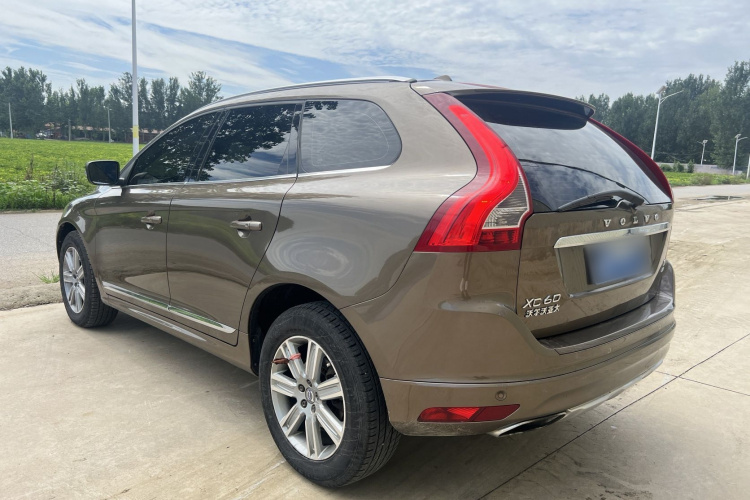 沃尔沃XC60 2016款 T5 AWD 智远版车身外观6005
