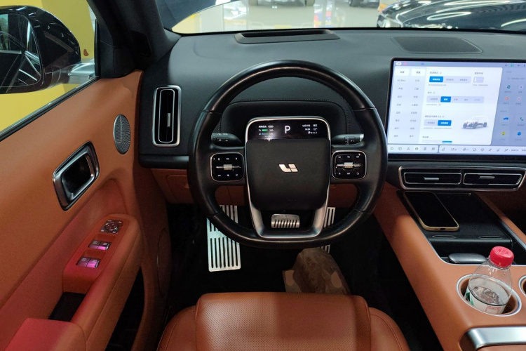 理想汽车 理想L9 2023款 Pro局部细节13