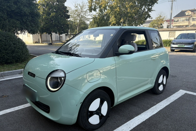 长安启源 长安Lumin 2022款 210km 香甜款车身外观1