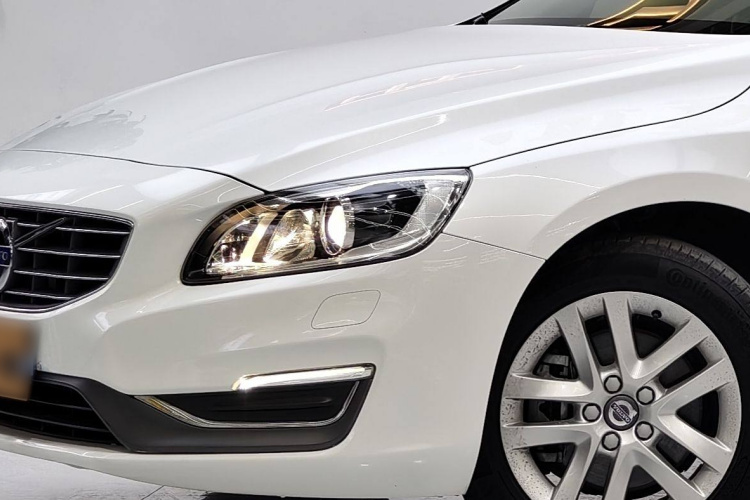 沃尔沃S60 2018款 S60L T3 智进版局部细节36