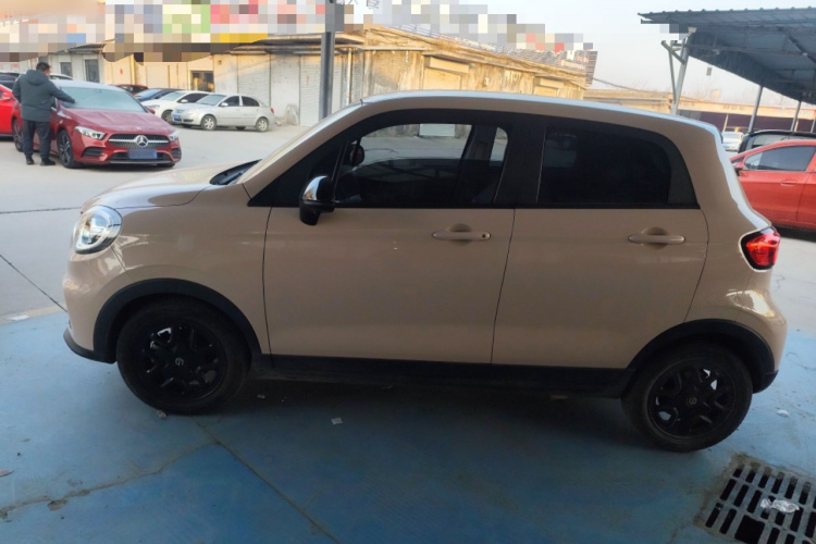 零跑汽车 零跑T03 2023款 310轻享版车身外观4