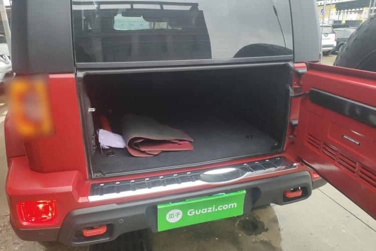 北京越野 北京BJ40 2021款 2.3T 自动四驱刀锋英雄版至尊型局部细节23