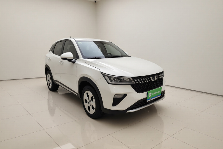 五菱汽车 五菱星驰 2022款 1.5L 手动自由型车身外观3