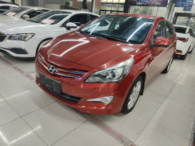 现代 瑞奕 2014款 1.4L 自动TOP