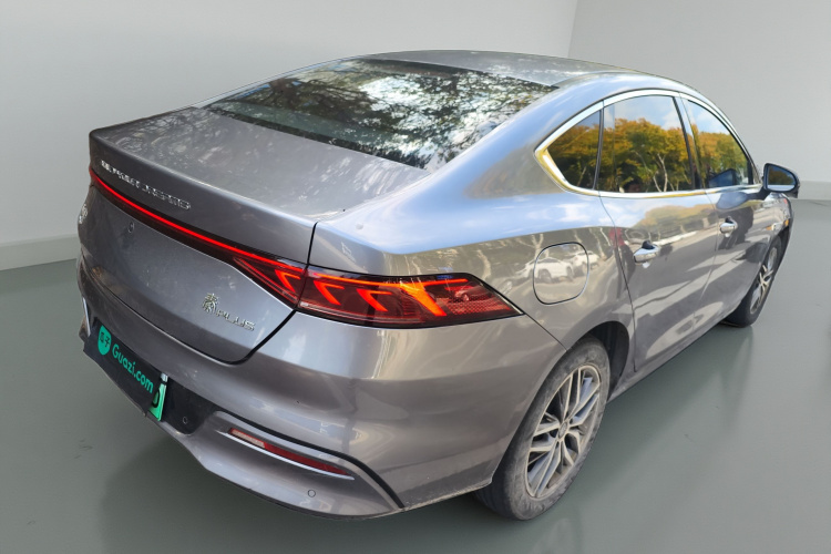 比亚迪 秦PLUS 2021款 DM-i 55KM 旗舰型车身外观7