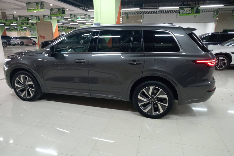 理想汽车 理想ONE 2021款 增程6座版车身外观6003