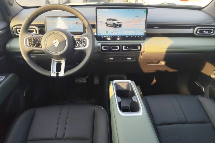 宝骏悦也Plus 2026款 301km旗舰版中控内饰7002