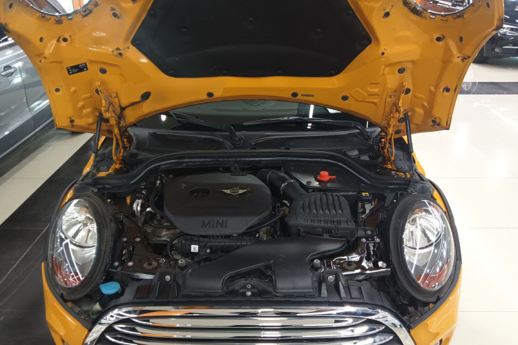 MINI 2016款 1.2T ONE 先锋派局部细节24