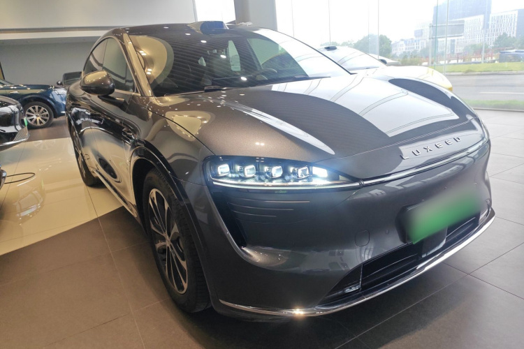 鸿蒙智行 智界R7 2025款 增程 251km Max车身外观6002