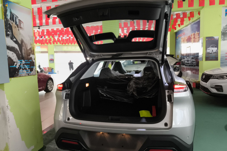 东风风神 风神L7新能源 2024款 205 Plus机舱底盘23