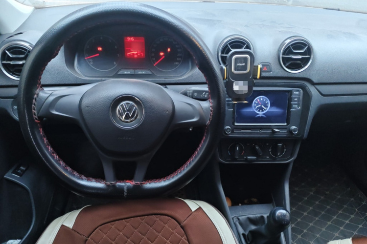 大众 捷达 2017款 1.4L 手动时尚型中控内饰13